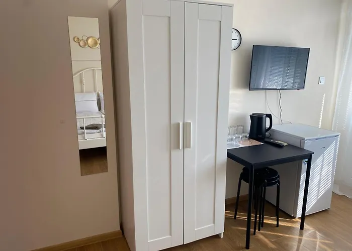 招待所 германови